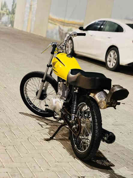 سيجي نامه تعمير قبل شهر ونص الدراجه جيس برغي ما ناقصها تعمير كله اصلي نهضه ومعدل شرط مكاني 5ميل السعر 650 وبيها مجال بسيط باقي التفاصيل هـ ***********
