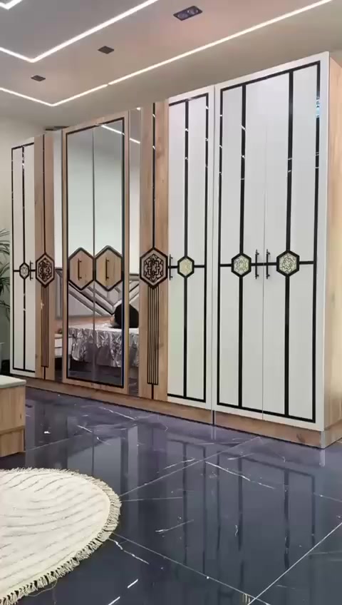 *موديل  البيرو  الخشبي*سعر مليون 200 الف موجود توصيل كافي المحافظات نقل والشد حجز على الخاص
*10 قطع     كنتور ملحق  🎁  300*      
✅ السرير مخزن 
✅ الميز تواليت الضخم
🥇  
✅ شغل ممتاز 
✅ المصنع الأصلي   
✅ قياسات ضخمه


**إذا كنت صاحب هذا الإعلان وتريد حذفه لأي سبب، رجاءا أرسل رسالة إلى الدعم الفني**