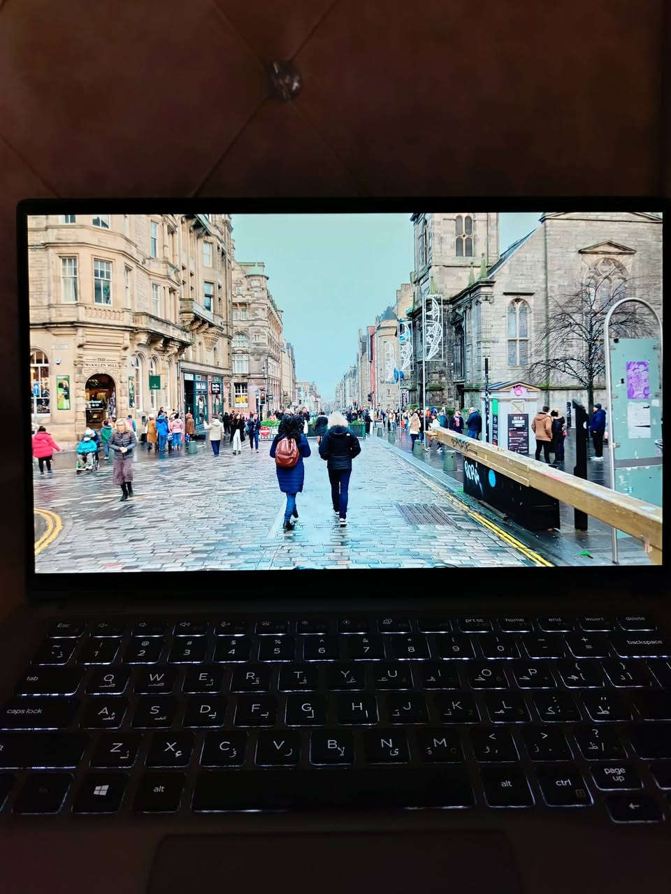 لابتوب من شركة (DELL)
🟢 لابتوب مستعمل 
🔴 مواصفات.
كور اي 7
الجيل 8
16كيكا
تخزين 512
SSD
14انج حجم شاشة 
360 درجة 
وشاشة لمس 
🟢 لابتوب نضافتة زينه 
السعر 750 وقابل للتفاوض 
مكاني بصرة 
رقم الهاتف.
***********
