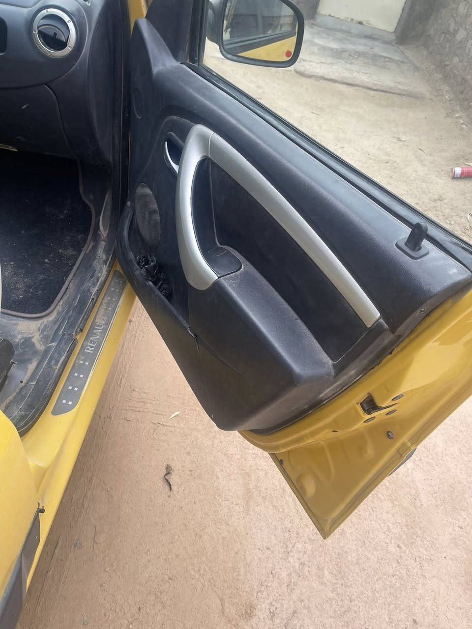 سيارة رينو 7راكب مديل 12 سيارة جاهزه من كلشي تخم تايرات جدد محرك جديد رقم بغداد راعيه بغماس مكانه بالنجف السعر38 ورقه وبيه مجال موجود خاص


**إذا كنت صاحب هذا الإعلان وتريد حذفه لأي سبب، رجاءا أرسل رسالة إلى الدعم الفني**