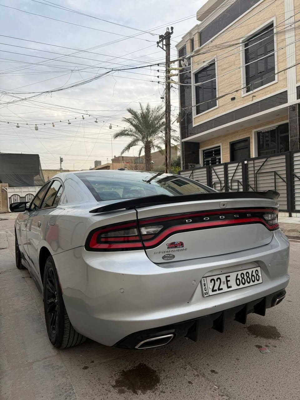 السلام عليكم
دوج جارجر 2019وارد كندي بدون حادث 

مواصفات sxt

بصمه ابواب بصمه تشغيل 

شاشه كامره خلفيه 

حساسات خلفيه 

كشن سائق كهرباء 

سياره عليه ادامه كامله من تخم تاير ويل بدون طسه صدر جديد مال جناي مال  طالب كليه 

سياره بدون صبغ فقط شبر بل قبق جنطه يم سبايدر وبيه بارد قليل موجود بل منشور صور تفاصيل 

سياره ماشيه 145الف كيلو 

السعر 220وبيه مجال حك جيتك 

تفاصيل اكثر ***********
