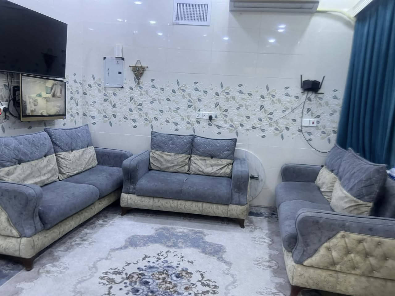 تخم 10 مقاعد تسكام عراقي 
السعر 300 الف 
العنوان بغداد قرب الجزيرة السياحية


**إذا كنت صاحب هذا الإعلان وتريد حذفه لأي سبب، رجاءا أرسل رسالة إلى الدعم الفني**