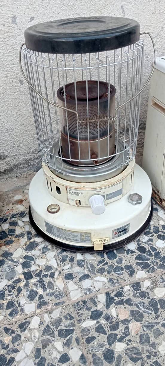 كيرونا جامبو كوري ب75وبيها مجال اليريده يراسلني اويتصل ويدلل مكاني الاحرار الخضاره ***********
