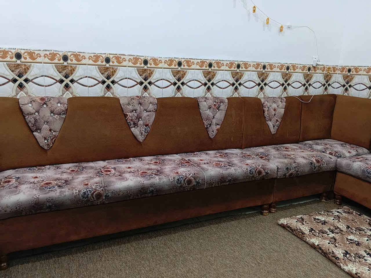 السلام عليكم
ديوان حرف L
نظافة فول كما موضح بالفديو
خشب من نوع ثقيل ودرجة اولى ضمان شكد متريد
دوشك والقماش من درجة اولى

سعر 250 وبي مجال 
متواجد خاص


**إذا كنت صاحب هذا الإعلان وتريد حذفه لأي سبب، رجاءا أرسل رسالة إلى الدعم الفني**