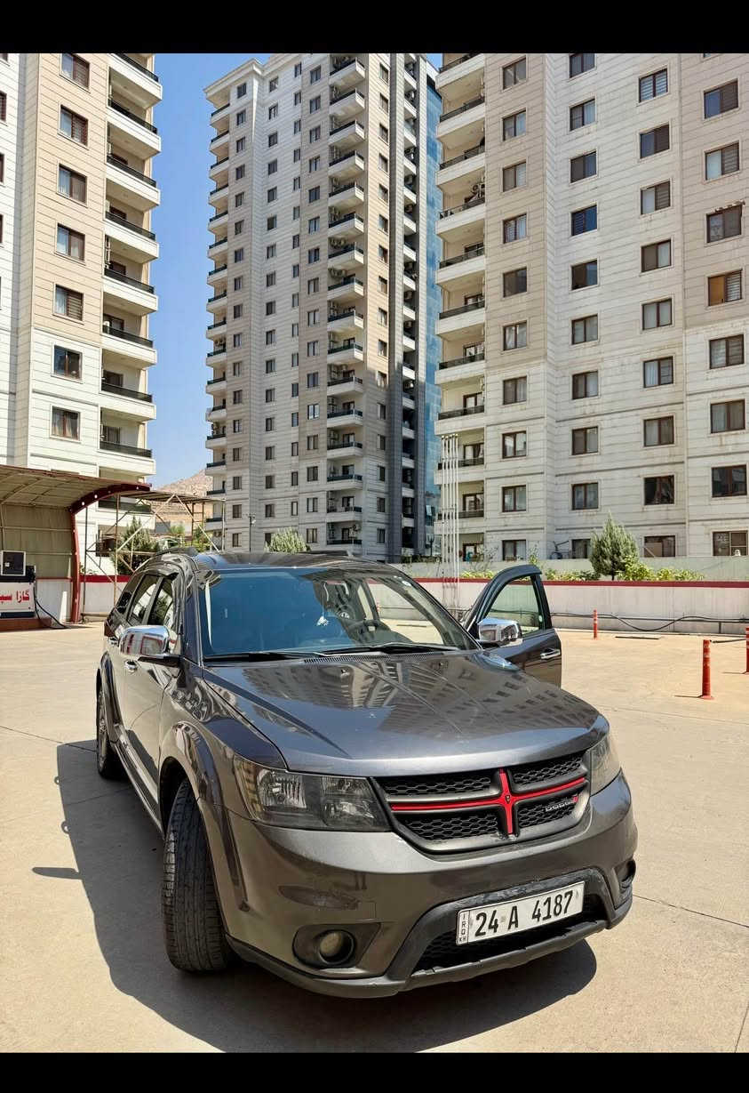 dodge journey 2018 v6 
‎ دوج جورني ٢٠١٨ ٦ پستن بي ده بل 
٣ قتعيت سنگي سبخن و ٢ ده رگه هـ ته بديل شه ريكه نه 
باني ساري ته بديل شه ريكه يه دوسه ژي ته بديله 
پرشوت سيستم شاسي يت گرتين 
 مايلا يا چوي ١٤٠
سنوي يا نيه ٢٠٢٩ 
سعر ١١٧
تبديل ژي دكه م 
‏3C4PDCGGOJT215731
***********
٣ قتع سبخ و ٢ باب تبديل شريكة 
قمارة مبدل شريكة دوسة تبديل برشوت سيستم شاسي مضروب
١٤٠ مايل ماشي 
سنوي جديد ٢٠٢٩
سعر ١١٧ مجال
3C4PDCGGOJT215731 دهوك, العراق
