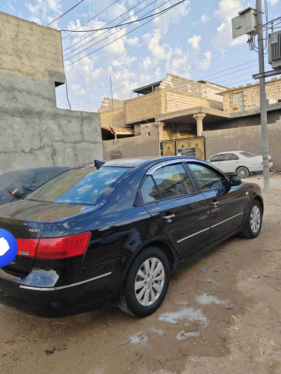 سوناتا 2010ادوات كصة جنطة مكينة 2000 دوش بانزين كير مكينة كهربائيات حدادية تبريد تدفئه كارتون كله جديد دخول جديد السيارة تخم تاير جديد سيارة جديدة معنى الكلمة

مكانه البصرة
السعر 47وبيه مجال 
***********
