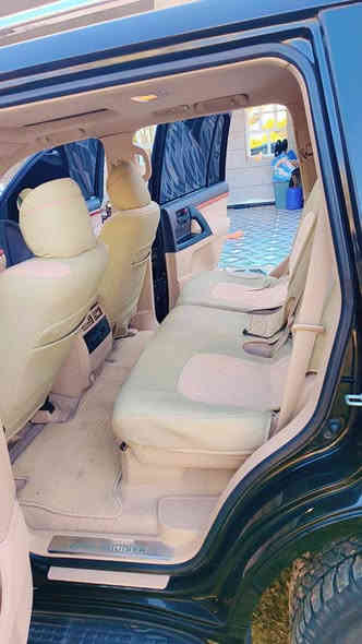 ٢٠١٤ ساز مكفولة ماشية ٢٠٨ ألف كامل مواصفات باج تضليل رقم سليمانية 
سعر 410
مكان السيارة ديالى الخالص
***********
