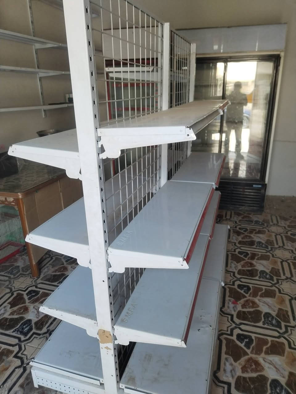 نكول يا الله غراض للبيع كلمن وسعره بلد شارع العريض مقابيل مطعم دبي القديم هاتف ***********
