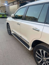 لاندكروز جراند تورنك • ٢٠١٩ • رقم بغداد