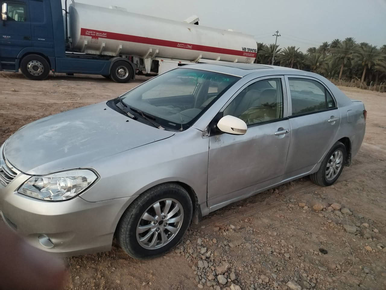 السلام عليكم بي واي دي موديل 2013 عليها حجز مصرف بيها وكاله ام الباركود محوره مكينه وكير كورله 1800 المكينه بيها بخار والكير مكفول فول مواصفات بصمه وتشغيل عن بعد فتحه حساس فول ودواخلها كلش حلوه ونضيفه السعر 25وبيها مجال قليل مكانها بالنجف الاتصال على الرقم ***********
