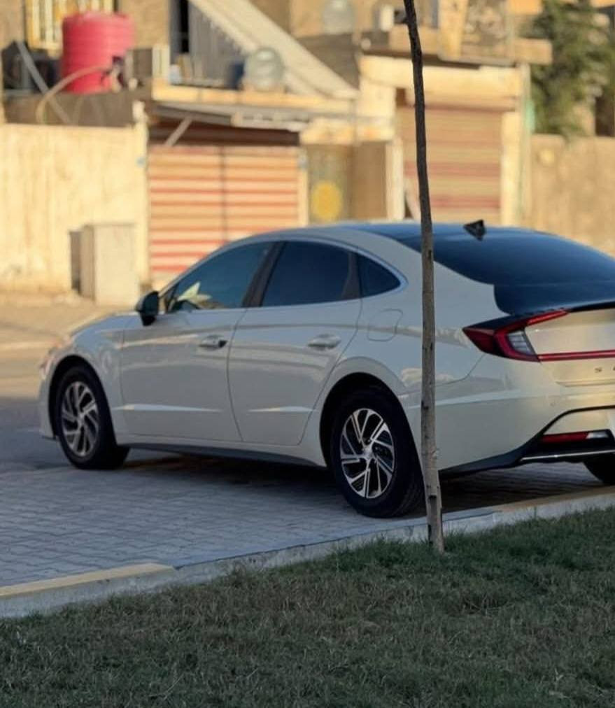 سلام عليكم سوناتا موديل 2023 سياره كفاله من الكص كارتون دخول جديد المكان البصره  جاهزه من كلشي ارقام وسنويه شرط اصلي وشرط الحاسبه تفاصيل اكثر اتصال برقم ***********
