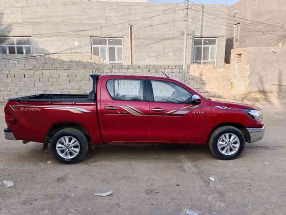 سلام عليكم
من رخصة الادمن 
تيوتا هايلوكس موديل 2019 سنويه جديده بيها كتاب فحص شامل لكل السياره  (سعر 265) وبيها مجال للشراي وباقي التفاصيل على هذهِ الارقام 
‏‪***********‬‏
‏‪***********‬‏
