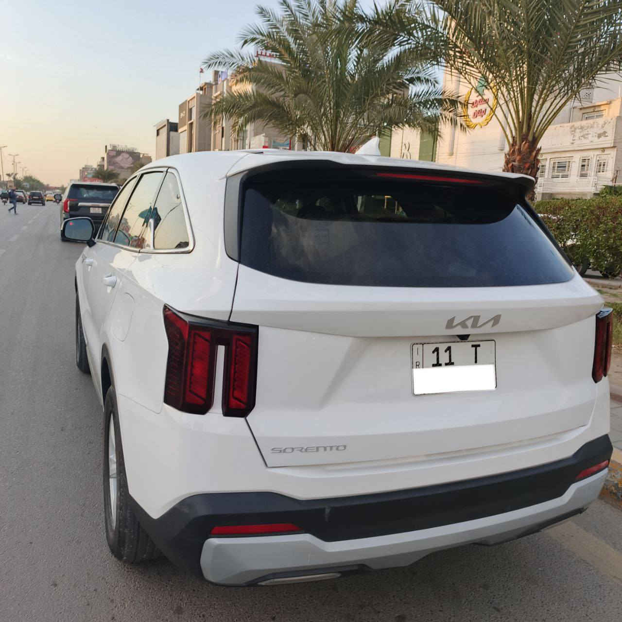 السلام عليكم
سورنتو 2025  LX
سيارة 2500
7 راكب 
ضربة جاملغ وبنيد/ تبديل قطع بلادي 

للاستفسار ***********
