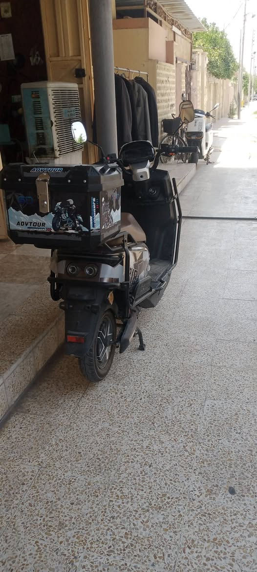 للبيع ماطور الشحن المدرع 318 2026 مستخدم اسبوع فقط سرعه 80 حقيقي
الملف 2500 ست بطاريات كرافين 
سويجين بصمتين وكارتين 
لايت عالي ناصي اشاير يمين يسار شاشه ديجتال 
السعر 900 وبي مجال


**إذا كنت صاحب هذا الإعلان وتريد حذفه لأي سبب، رجاءا أرسل رسالة إلى الدعم الفني**