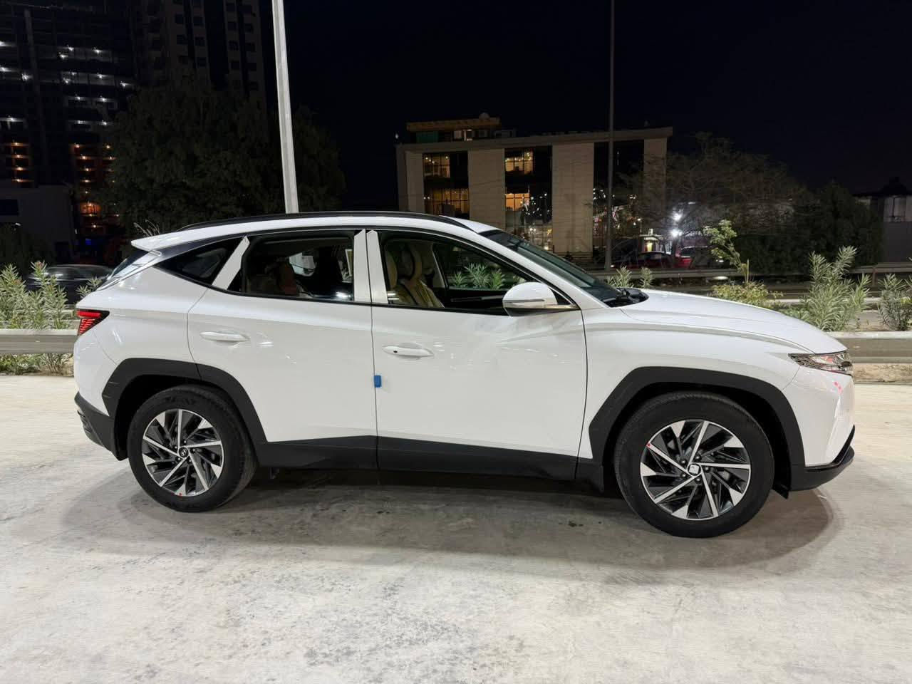 توكسان موديل ٢٤ فول قماره حديد رقم بغداد باسمي بمراوس بسيراتو ١٧ او ١٨ او ٢٢ ..٢٣..٢٤ اربيل او بغداد تواصل خاص


**إذا كنت صاحب هذا الإعلان وتريد حذفه لأي سبب، رجاءا أرسل رسالة إلى الدعم الفني**