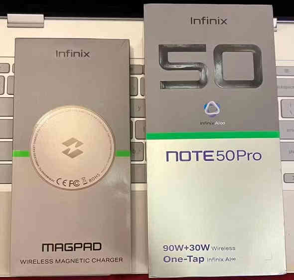 سلام عليكم جهاز انفنكس هوت 50 برو نظافة الجهاز 100‎%‎100 الذاكرة 256 الكارتون وكافة الملحقات كاملة مع شاحن وائر ليس      السعر 255 بي مجال قليل *********** التواصل واتساب فقط
