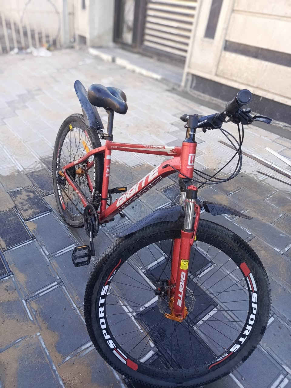 بايسكل جبلي.ياباني🇯🇵
من شركه كي كيت 🈯🈹

المعدن المنيوم☮

المكينه 3×8🚳

المكينه شيمانو الياباني اصلي 🇯🇵🇯🇵

الحجم 29⚠️

بعده وكاله  نهاية شهر 11 مشتري 🔥

يفيد للمسافان البعيده🚴🚴

ول تترحال🚴‍♂️🚴‍♂️

السعر 180 بي مجال

مكان بغداد حي الجامعه
واتساب ***********
