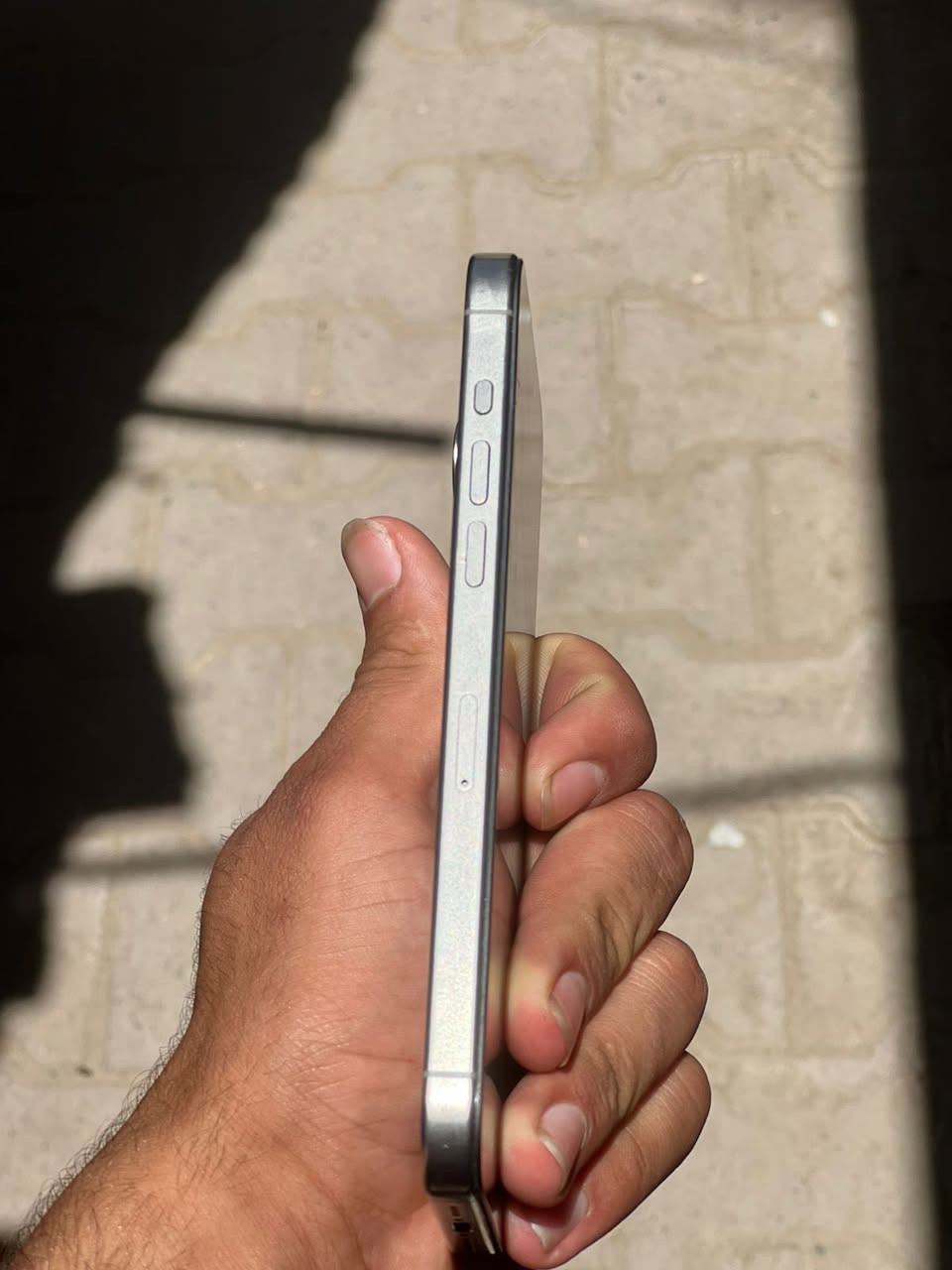 سلام عليكم شباب آيفون15ابرو ماكس مبدل شاشه والباقي كفاله وسعر 800 الرقم ***********
