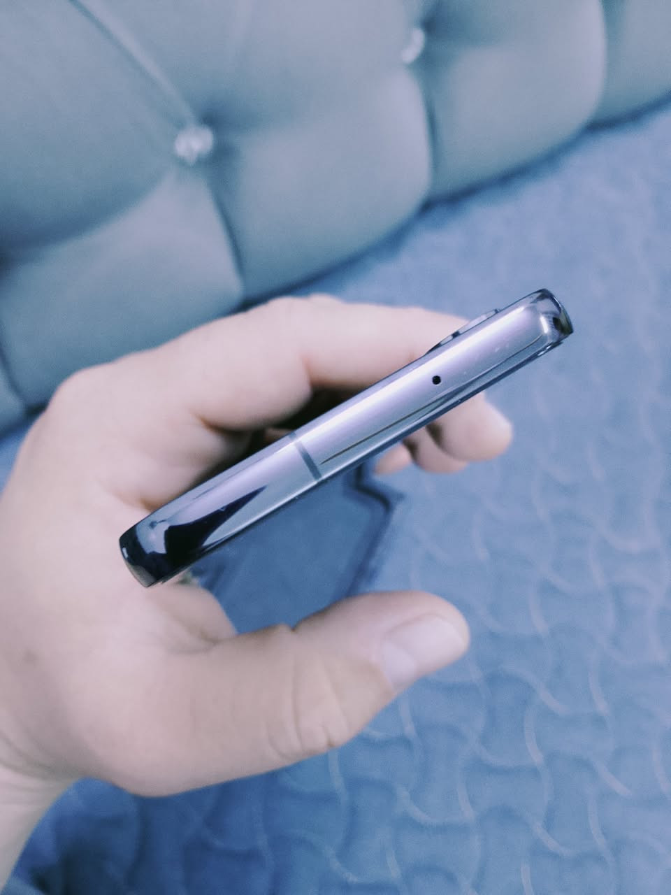 سامسونك s23 الاصلي جديد لوك ذاكره 128كيكا ..تك سيم كارت.. مشتغل فقط 10دقايق لا مستخدم مخابره ولا اي شي اخر 
السعر 600الف وبي مجال للشاري
***********
مكاني الموصل
