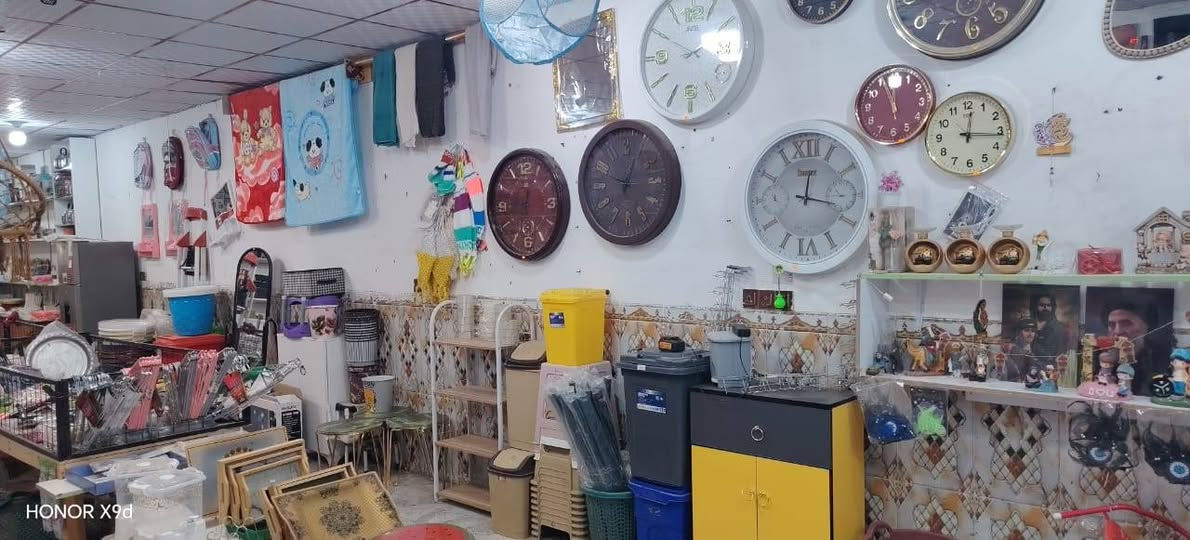 محل غراض منزليه كامل للبيع  كلشي بيي من مواد
للاستفسار اكثر اتصال عل رقم
***********
