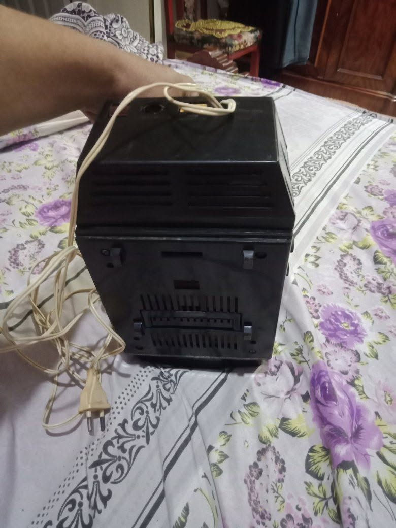 قديم جدآ جدا حاله ممتازه وشغال جسم معدن


**إذا كنت صاحب هذا الإعلان وتريد حذفه لأي سبب، رجاءا أرسل رسالة إلى الدعم الفني**