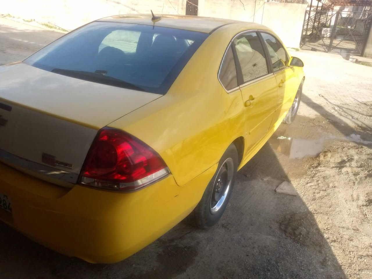 مكلف بل نشر سياره موديل 2010 بيه خط 62السعر  للستفسر على رقم الهاتف ***********
