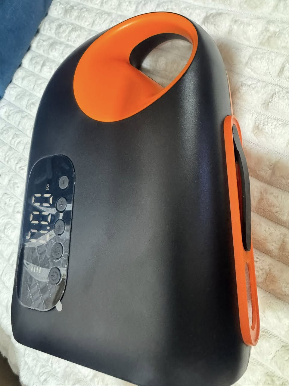 منفاخ سحب ودفع  شحن تاب سي وباور بنك ومصباح حجم كبير  لسعر 30 الف مكان بغداد


**إذا كنت صاحب هذا الإعلان وتريد حذفه لأي سبب، رجاءا أرسل رسالة إلى الدعم الفني**