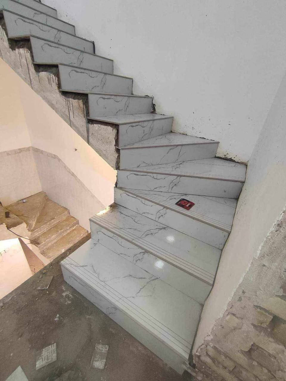 👷🏻‍♂️ جميع اعمال التطبيك
ارضيه/جدران 
🔎🤞🏻مرمر. كاشي. كرانيت. بورسلاين. سيراميك. مقرنص/ مستعدون لأعمال الترميم تفليش واعاده تطبيگ استفسار‏‪    *********** واتساب 
دقه في العمل سرعه في الانجاز كربلاء, العراق
