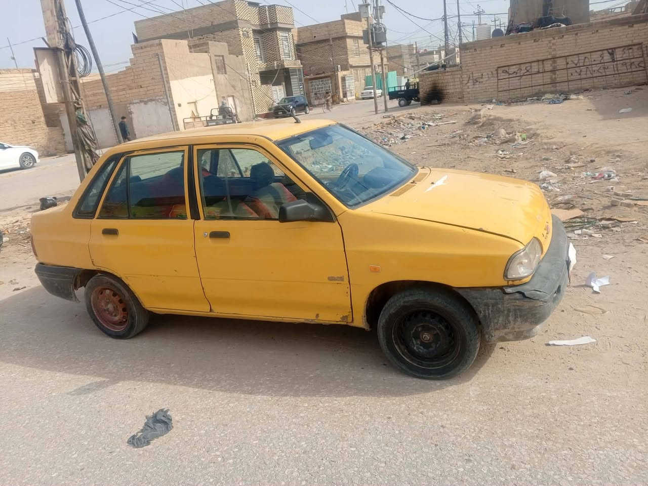 سياره للبيع مكينه وقير جدد سياره خير من الله سياره كلها شغاله مكان نجف موديل 2011ر السعر بثمن اوراق 8. ***********
