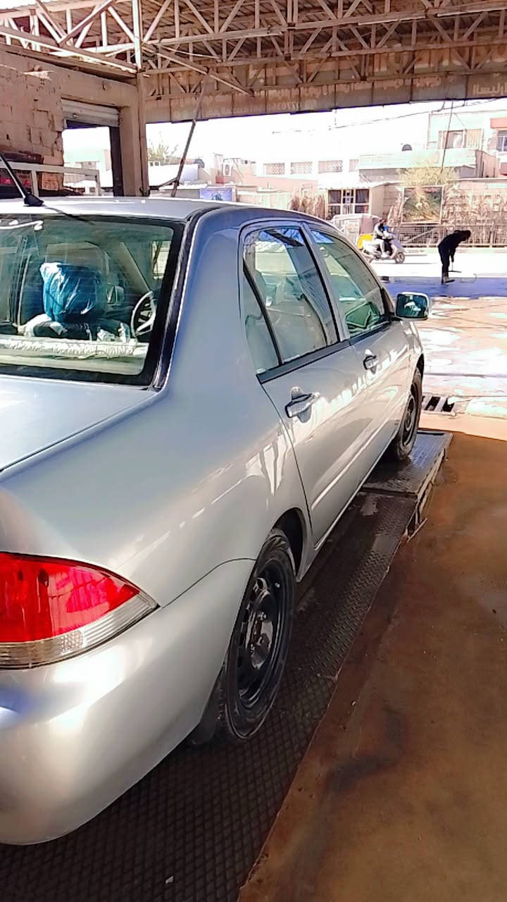 سلام عليكم لانسر ٢٠٠٧سياره مكفول ما عده طخه بل جاملغ خلفي سياره كير محرك مكفول تبريد مكفول سياره جاهزه سيره بسمي مصبوغه عام لجماليليه سعر٧٠بيهه مجال قليل رقم ***********
