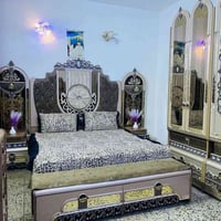 للبيع غرفه اخشاب تركي 11 قطعه مثل ما موضح بالصور   بعدهي جديده   العنو...