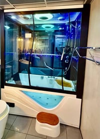 جاكوزي • حمام • درجة أولى