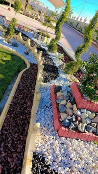 كادر عمل لزراعة الحدائق وعمل الديكورات وبيع الثيل وتأسيس المرشات. كرست...