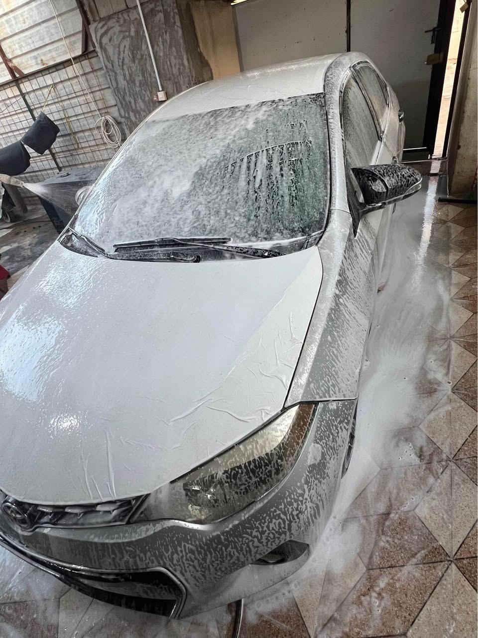 السلام وعليكم كورلا ٢٠١٤ سياره بسم ابن اخوي تحويل مباشر رقم بصره السياره وارد امريكي ضربتها بجم وبيها مكانات بارد ابيع ما مكفول اكفل محرك وكير تايرات حداديه منضومه تبريد كلها جاهزه اي نقص مابيها 
السعر ١١٠ وبيها مجال تفيدك عيوني الك ما تفيدك هم عيوني الك 
العنوان البصره الزبير 
رقم الهاتف    ***********    اتصال واتساب موجود البصرة, العراق
