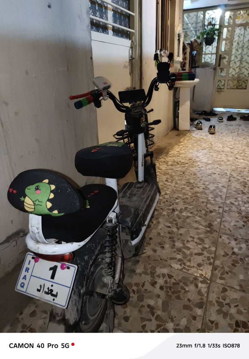 سلام عليكم
دراجة للبيع الدراجة نضيفة كلش وشخط ما بيها والكهربائيات كلها شغالة اشاير يمين يسار گلوب زنون عالي ناصي گلوب خلفي احمر مستخدمة بس 4اشهر السعر300وبيها مجال ان شاء اللّٰه عنوان: بغداد الدورة ابو دشير رقمي: ***********
