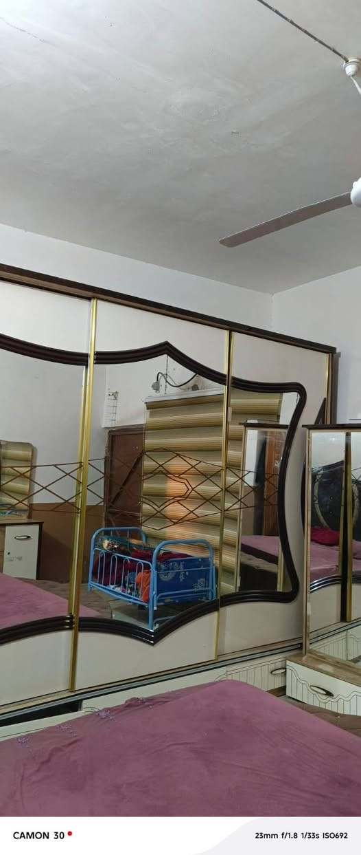 غرفه نوم تركي سبع قطع كنتور سلايت ثلاثه متر  واجهه جام نقص الغرفة بس حوض الجربايه وكاونتر متر ونص وملحق سنكي هم متر ونص مع السنكي استيل مكانهن ديوانية


**إذا كنت صاحب هذا الإعلان وتريد حذفه لأي سبب، رجاءا أرسل رسالة إلى الدعم الفني**