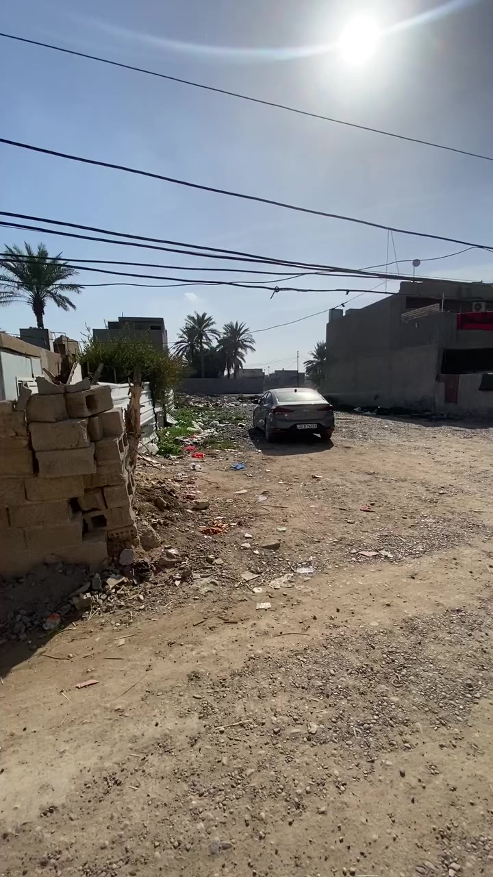 السلام   عليكم  يوجد قطعه   ارض للبيع   بغداد شرطه خامسه  دوانم   طابو  زراعي  سند ٢٥مساحه ٤٠٠ متر الواجه١٣ ونزال٣٢     قطعه  تبعد   عن  شارع  اربع  امتار   ولقطعه  قرب  جامع  تركي طلال  ولقطعه  مقابيل    تلاثه على  عشره سعر  مناسب  جدآ رقم الهاتف  ***********
