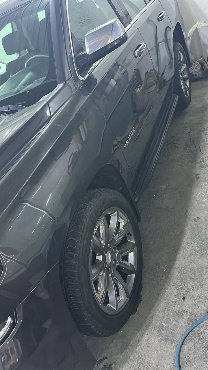 سلام عليكم تاهو    2016   LS وارد امريكي لون نفطي حادث امريكا جاملغ خلفي وقبق جنطة وبلعراق بيه جاملغ وبنيد وتعديل بسيط بلدواخل  يعني  ٤  قطع صبغ رقم اربيل تحويل مباشر الرقم مو وياهة تنشد غير لوحات سيارة جاهزة من گير ومكينة وحدادية وتبريد ومعروفة مواصفات ال ls العادية بلنسبة 

للسعر    ٢٤٨  قفل العنوان بغداد معارض البياع الشارع الثاني

***********
