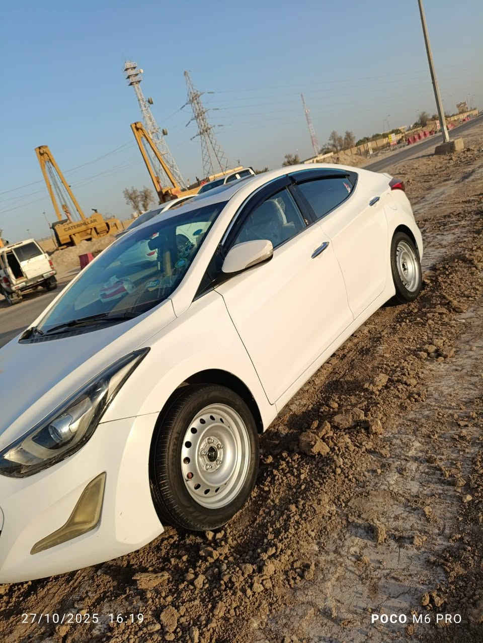 سلام عليكم البيع لانترا خليجي 16كفاله فقط بنيد وجاملغ بدون دواخل سياره جاهزه رقم  ميسان شرط تحويل مكان سياره بصره ***********
