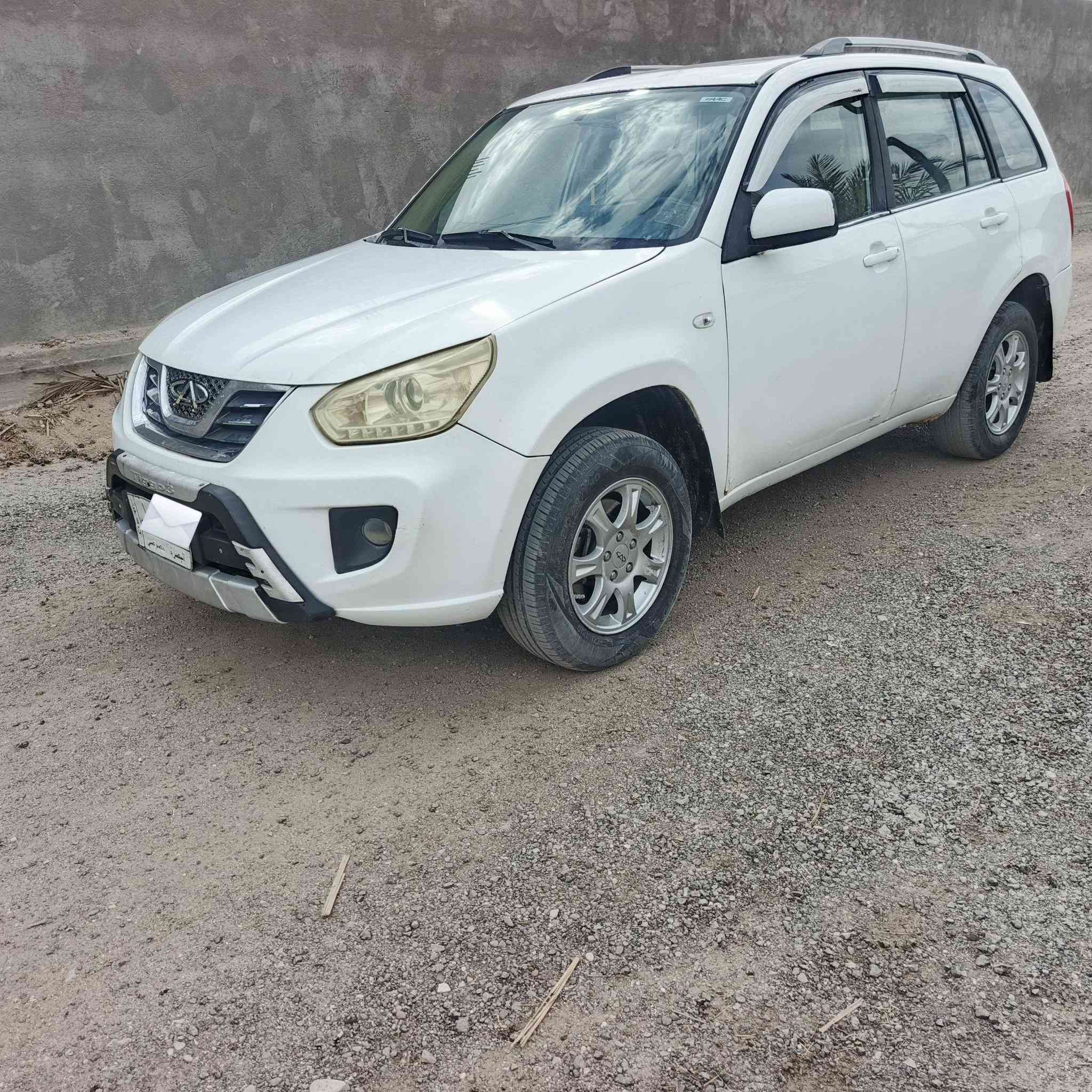 تيكو مديل 2013
جاهزه كير ومحرك حداده تبريد 
ضربه مابيهه مجرد خياس خفيف 
سعر 45 وبيه مجال قليل 
مكاني بصره 
***********
