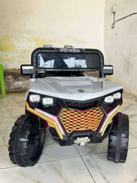 سيارة شحن باتري مستخدمة شهر واحد فقط  سيارة حلوة ومرتبة  تحمل وزن 8 سن...