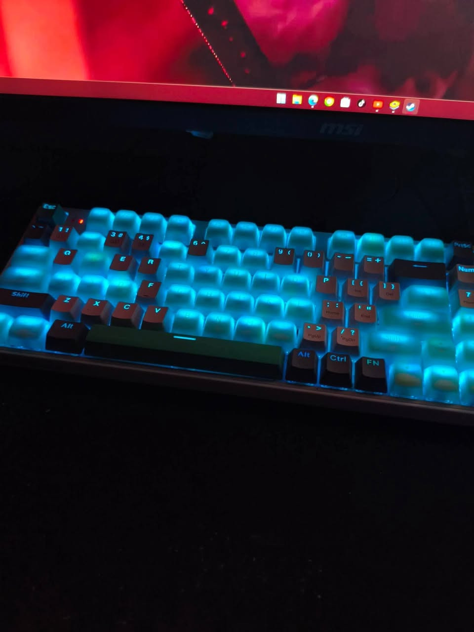 سعره مليون ونص بيها مجال كامله وياها شاشه 2
قبل لا تعلق اقره كامله 
معالج R5 3600 
كرت 3060 12GB
مذربورد msi mpg x570 gaming plus
رامات 8×2(16) فيوري وتي فورس ddr4
ssd 512 m.2
كيس 6 مراوح msi mag vampirik 010 mid
المبرد Xigmatek Air Cooler
.
.
CPU : R5 3600
GPU : 3060 12GB
MB : msi mpg x570 gaming plus
RAM : 2×8(16) Fury , T-Force ddr4
VRAM : 512 ssd m.2
Case : msi mag vampirik 010 mid 6 Fan
Cooler : Xigmatek Air Cooler
.
.
الملحقات شاشه Msi 2K 180Hz وشاشه Samsung FullHD
 كيبورد Machenike K500 
مايك احترافي من شركة Tonor
شريحه بلوتوث ووايفاي
UBS 3kv PCE وبي ميزة رفع فولتيه للكهربائه ضعيفه
ماوس Red Dragon
 ماوس باد اسود قياس 60×90 
ماوس باد ريد دراگون RGB
مضخم صوت من JVC
 سماعه گيمنگ HG25 Orbit usb7.1 
جويستك اوربي من Voyee
3 مراوح هديه
شعندك تجميعات تريد تبيعه اني مندوب ابيع


**إذا كنت صاحب هذا الإعلان وتريد حذفه لأي سبب، رجاءا أرسل رسالة إلى الدعم الفني**
