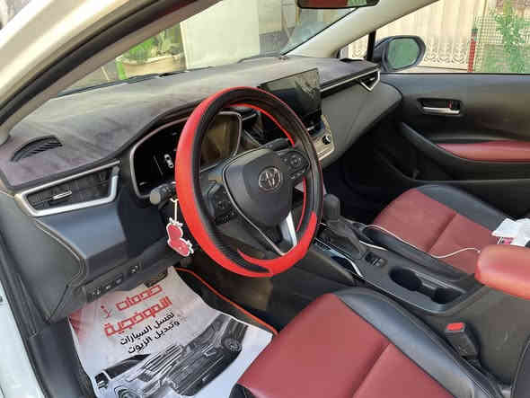 السلام عليكم 
كورلا هايبرد 2025 
عداد الكيلو متر 9 الاف
رقم بغداد تحويل مباشر 
مواصفات السيارة 
فتحة 
بصمة 
جلد اسود + ماروني 
كشن السائق كهرباء 
شاشة 
كامرة دوارة 
شاشة ديجيتال 
السيارة مكفولة كفالة عامة 
السعر المطلوب 153 وبيهة مجال 
للاستفسار الاتصال على الرقم 
*********** 
*
