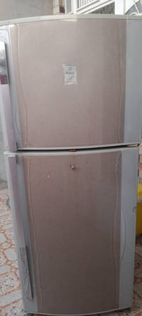 ثلاجة • ١٨ قدم