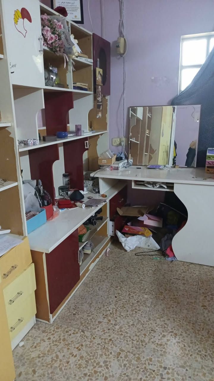 غرفه عدد ٢ مال نفر سعر ١٠٠الغرفه ثنينهم ٢٠٠ وبي مجال


**إذا كنت صاحب هذا الإعلان وتريد حذفه لأي سبب، رجاءا أرسل رسالة إلى الدعم الفني**