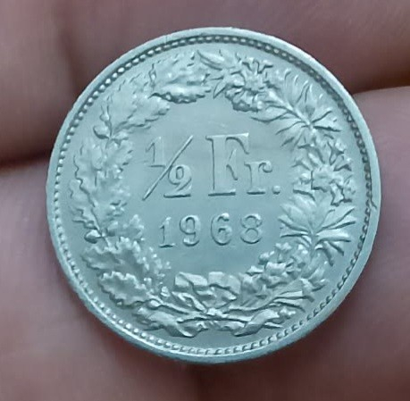 نصف فرنك سويسري  ١٥٠٠ دينار


**إذا كنت صاحب هذا الإعلان وتريد حذفه لأي سبب، رجاءا أرسل رسالة إلى الدعم الفني**