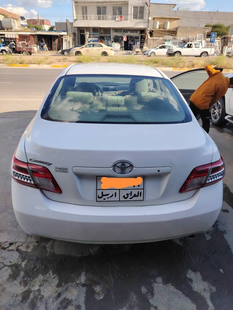 Camry 2009 Amerci machina 2500 darka w chamlox sakin boyax w darka w chamlox peshtawa ta3deel + boyax. 154 mile. Gasket goraya. Shwen hawler Kasnazan.
*********** 
كامرى ٢٠٠٩ ٤ بستون امريكى چاملوخ و دةركى سةكن بوياخ تيدايه لةگةل دركا بيش وچاملوخ سبوخ + تةحديل. ١٥٤ ميل رويشتوه. كازكيت كوراية. شوين هةولير كةسنةزان ژ م
***********
واتسئاب و ڤايبةر هةية أربيل, العراق
