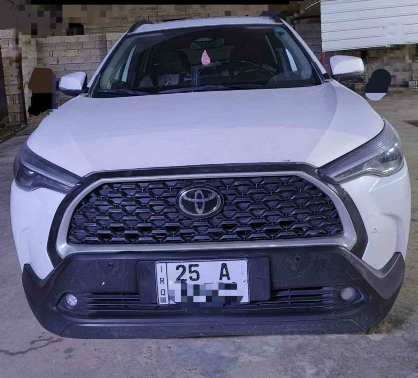 السلام عليكم
كورلا كروس للبيع فول مواصفات xle
الموديل 2024
كشنات جلد
تدفئه تبريد بل كشنات 
فتحه سقف 
توقف ذاتي
تحديد مسار
نضام ايكو اقتصادي
شحن لاسلكي 
وبعد بيها جثير مواصفات 
يرهم بيع ويرهم مراوس  مع سياره اقل وفرق نقد

السعر 165 بيها مجال 
***********
