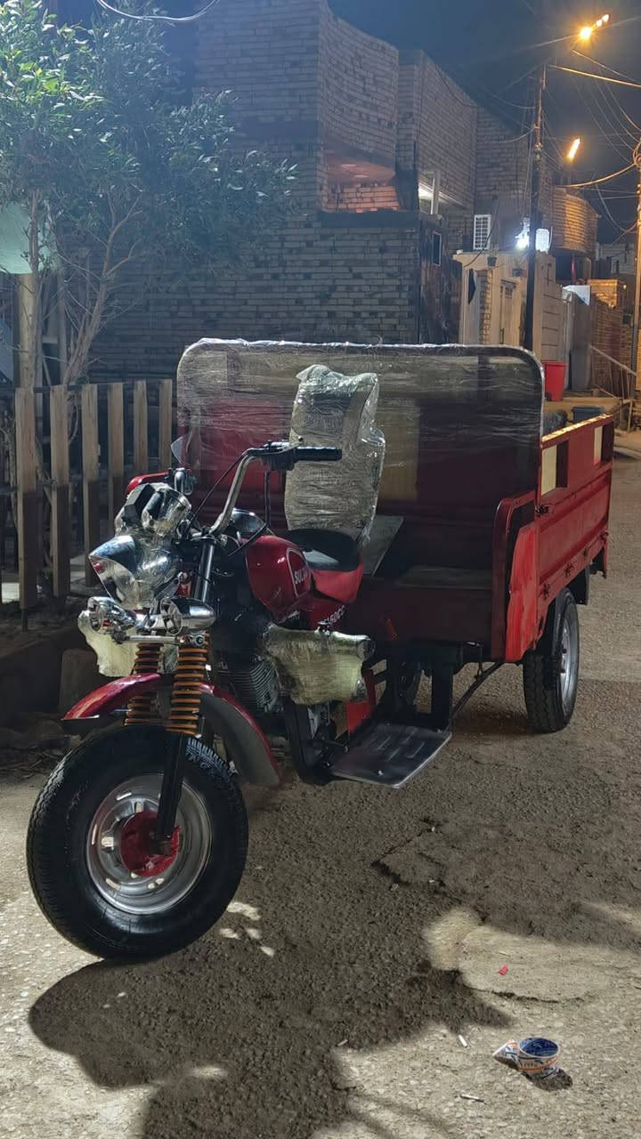 السلام عليكم ستوته للبيع مقفول شاصيها ومحرك العنوان مجدي بالعماره رقم الهاتف والسعر واحد و400 وبيها مجال ***********
