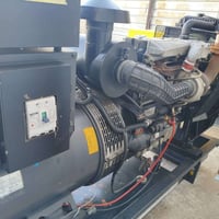 ورحمه الله للبيع مولدة بيركنز إنكليزي  6سلندر 100كيفي  عدد ساعات التشغ...